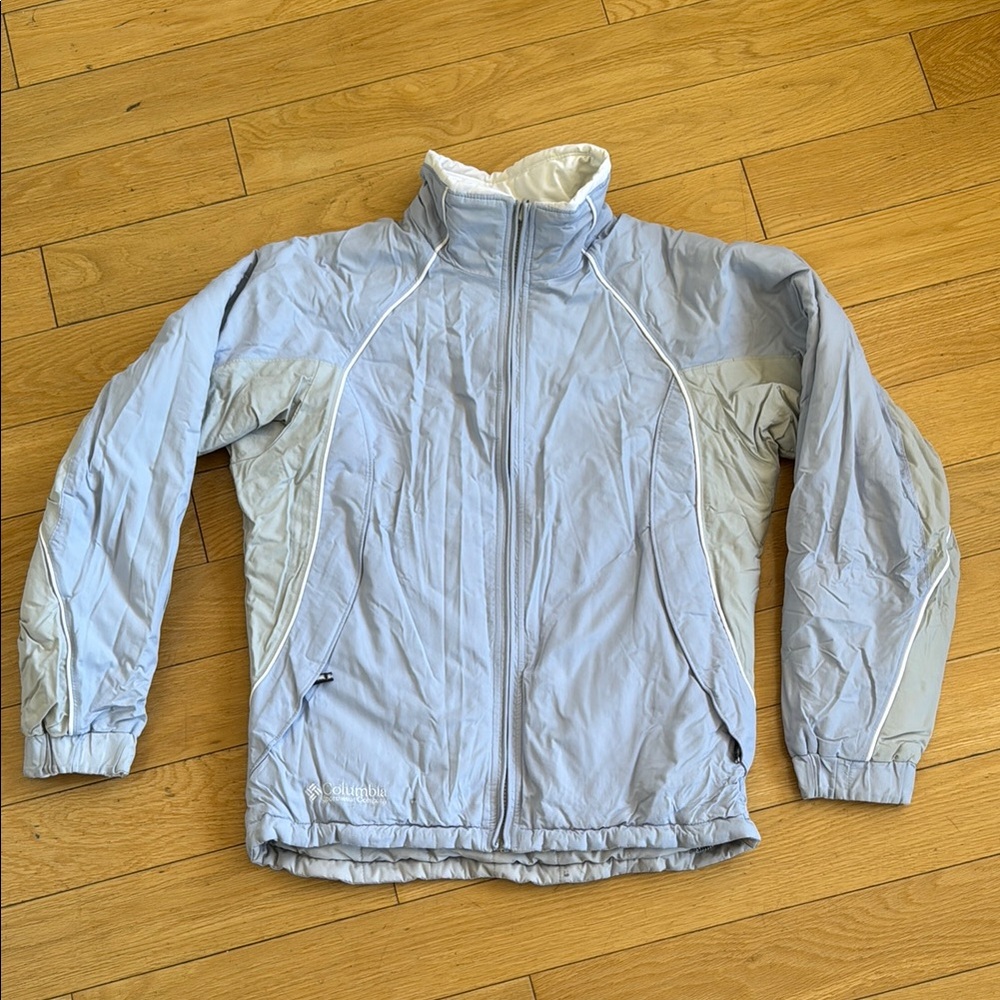 Columbia Light Blue ski light jacket